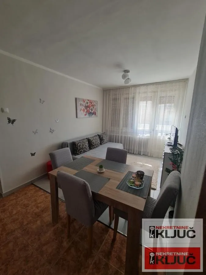 Prodaja, dvosoban stan, 56m², Železnička Stanica, Novi Sad Sve Podlokacije