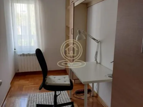 Rent, three bedroom apartment, 55m², Palilula Sve Podlokacije, Beograd - image 6