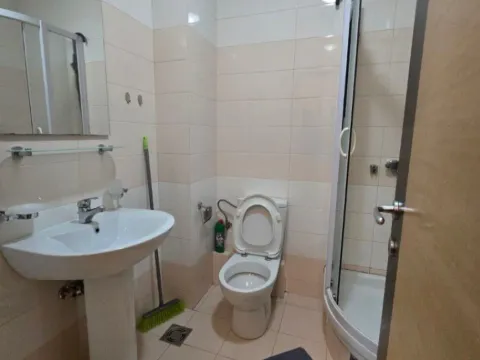 Izdavanje, jednosoban stan, 52m², Pobrežje, Podgorica - image 5