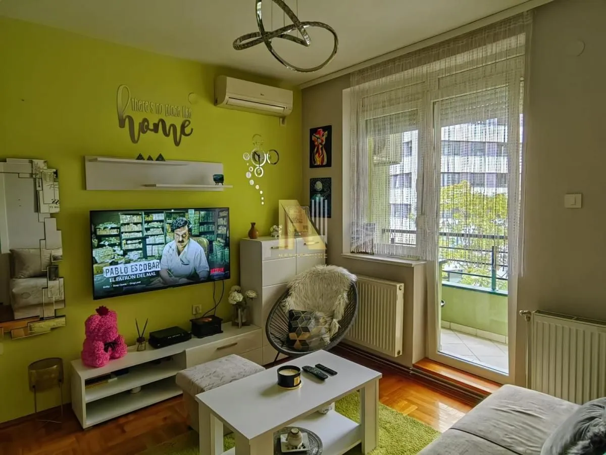 Izdavanje, jednosoban stan, 31m², Grbavica, Novi Sad Sve Podlokacije