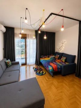 Rent, studio apartment, 42m², Bečići, Budva - image 11