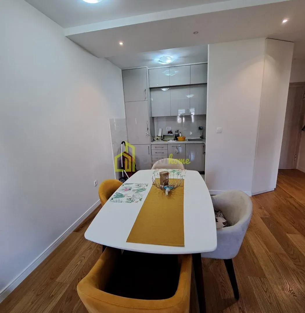 Rent, one bedroom apartment, 49m², Bar, Crna Gora