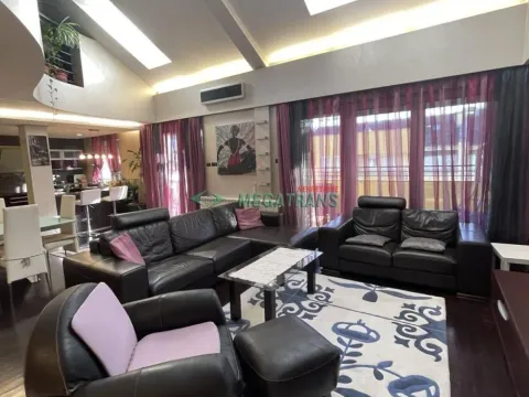 Izdavanje, stan, 310m², Grbavica, Novi Sad Sve Podlokacije - image 1