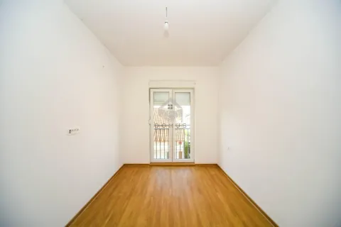 Izdavanje, dvosoban stan, 60m², Zabjelo, Podgorica - image 6