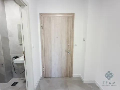 Sale, office space, 69m², Central Point, Podgorica - image 9