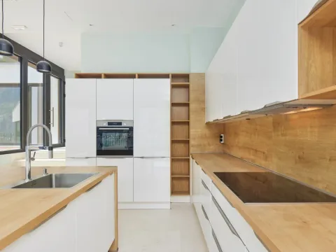 Prodaja, kuća, 479m², Prčanj, Kotor - image 13