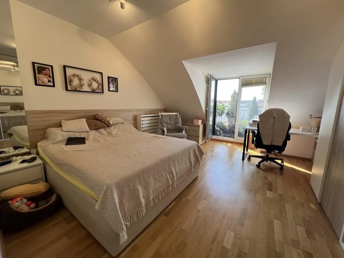 Prodaja, stan, 111m², Sajam, Novi Sad Sve Podlokacije