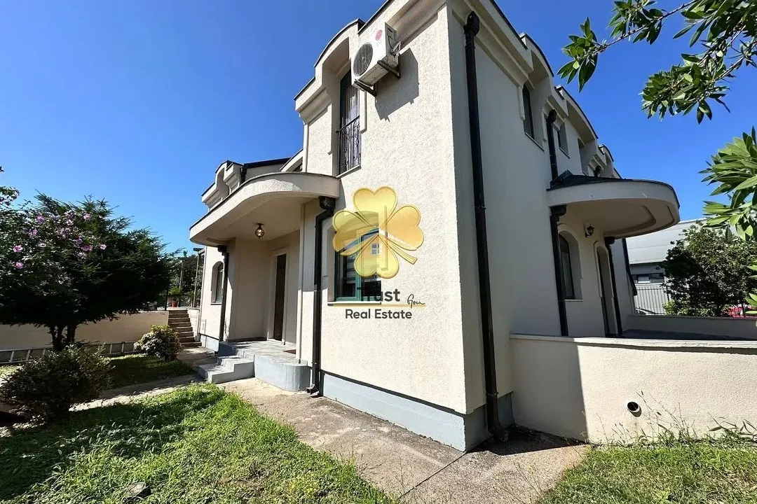 Rent, house, 280m², Zabjelo, Podgorica