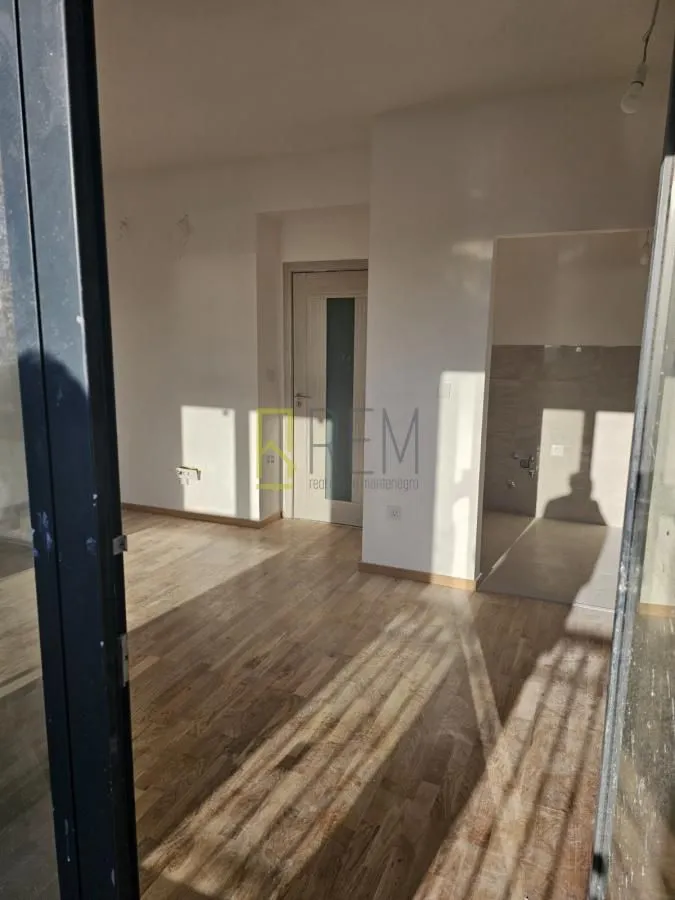 Sale, two bedroom apartment, 69m², Šušanj, Bar