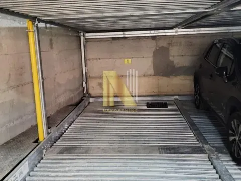 Izdavanje, trosoban stan, 73m², Centar, Novi Sad - image 20