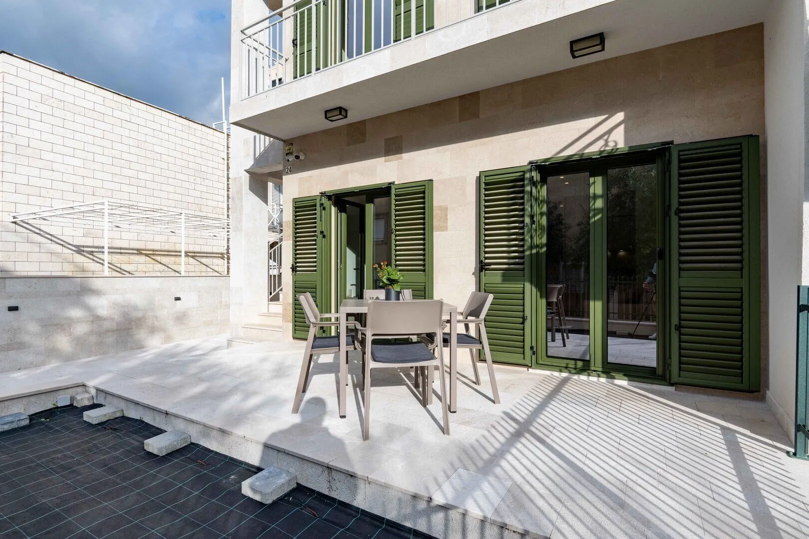 Prodaja, kuća, 204m², Podkošljun, Budva