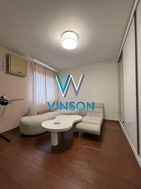 Prodaja, stan, 359m², Grbavica, Novi Sad Sve Podlokacije