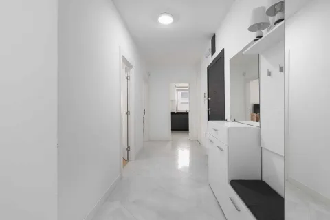 Sale, three bedroom apartment, 95m², Budva, Crna Gora - image 17