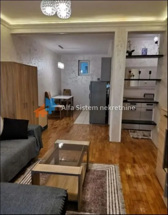 Izdavanje, stan, 40m², Crveni Krst, Beograd