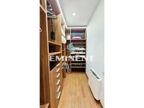 Izdavanje, četvorosoban stan, 178m², Kalenić Pijaca, Vračar Sve Podlokacije - image 9