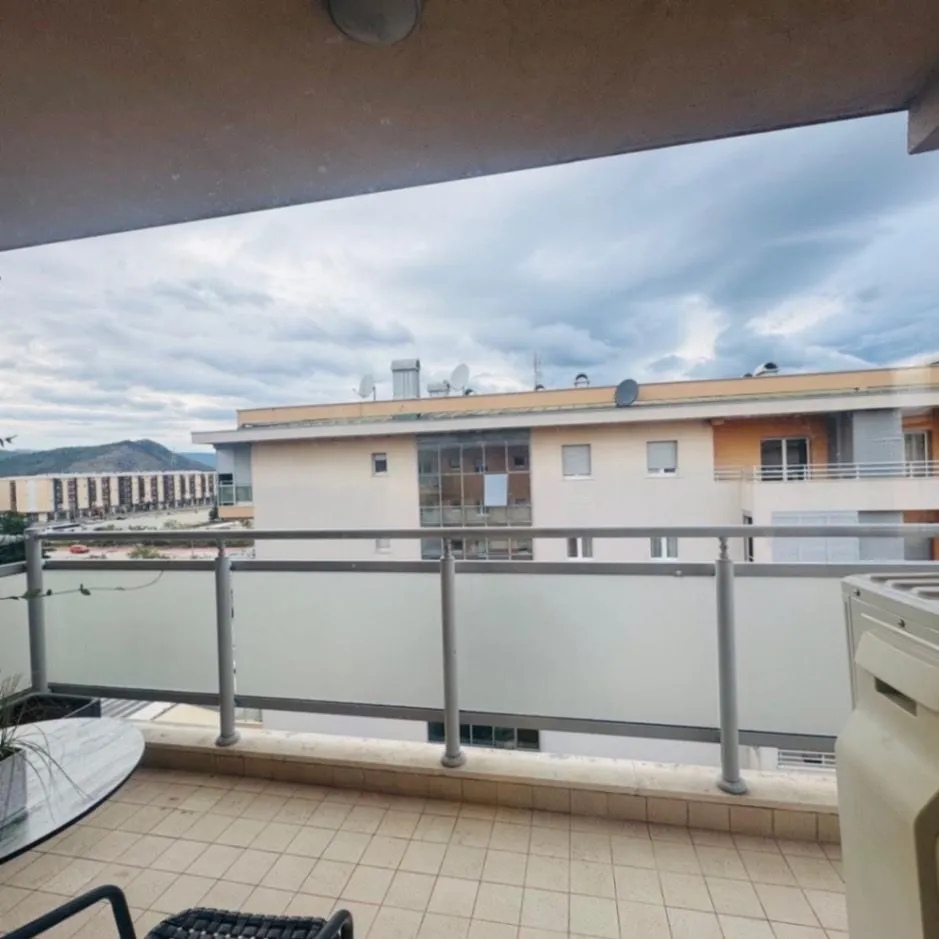 Izdavanje, jednosoban stan, 52m², City Kvart, Podgorica