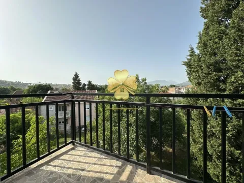 Izdavanje, dvosoban stan, 60m², Zagorič, Podgorica - image 5