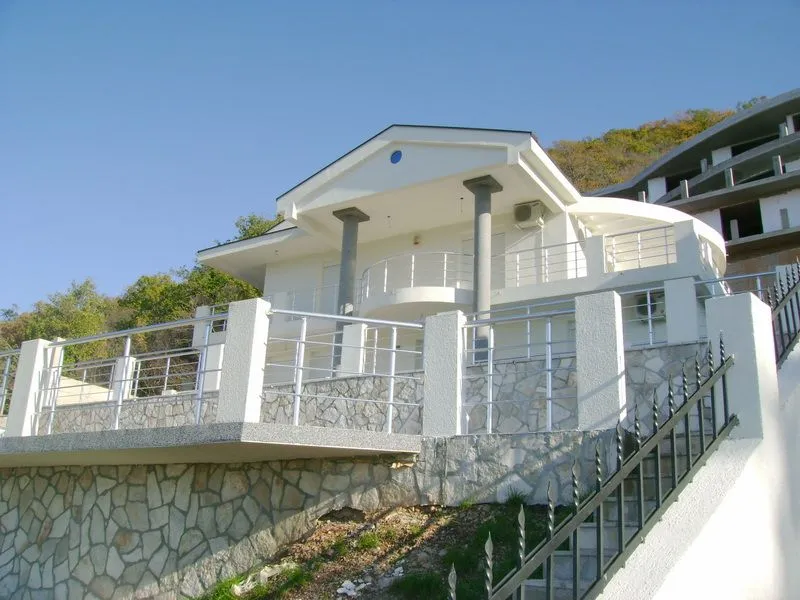 Prodaja, kuća, 400m², Bar, Crna Gora