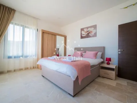 Prodaja, kuća, 170m², Bečići, Budva - image 15