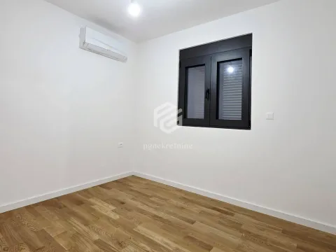 Rent, one bedroom apartment, 42m², Šušanj, Bar - image 5