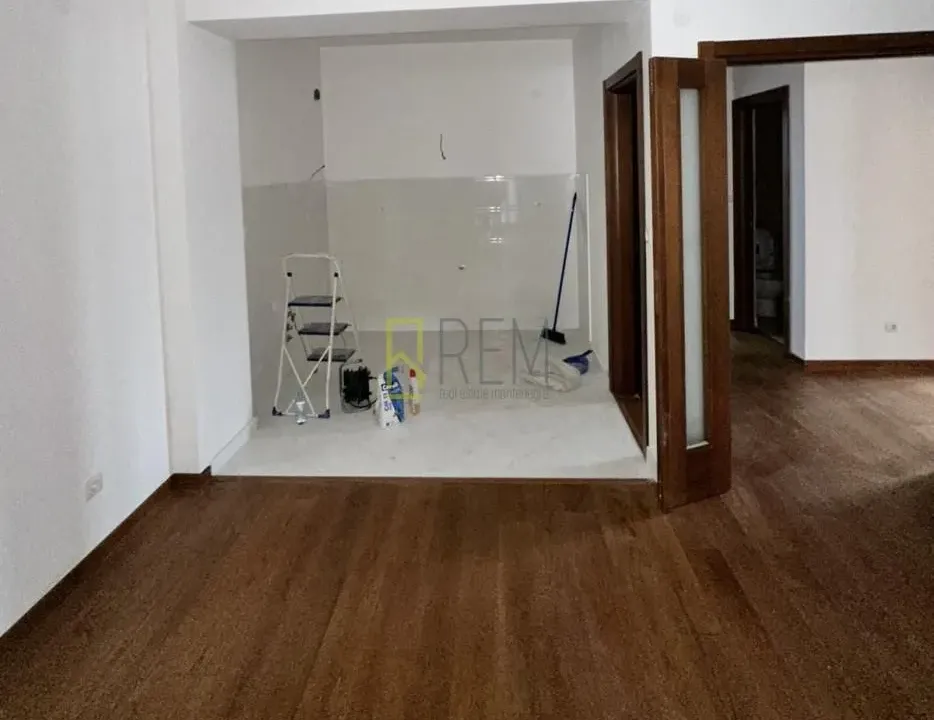 Prodaja, dvosoban stan, 69m², Momišići, Podgorica