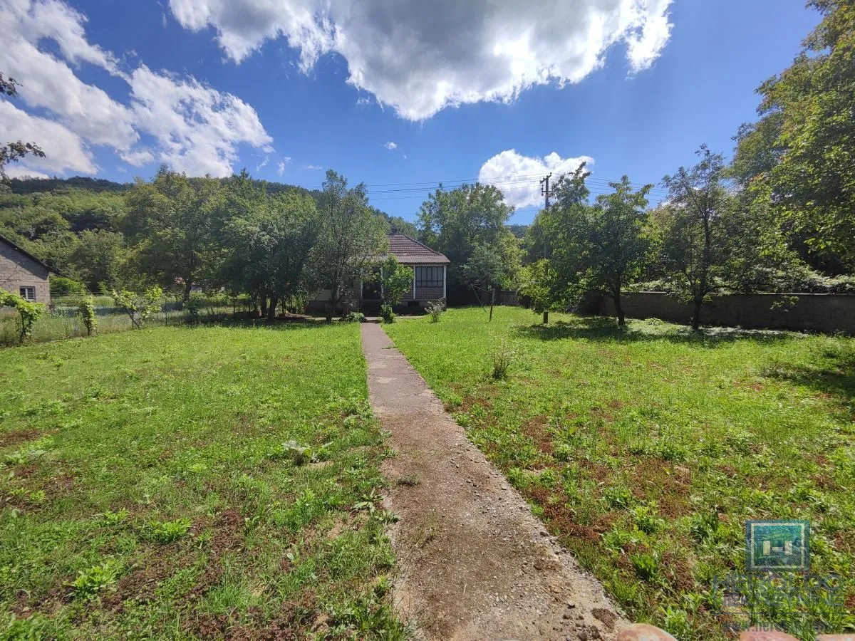 Prodaja, kuća, 100m², Lovci, Jagodina