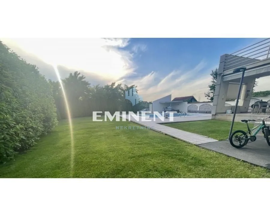 Sale, house, 342m², Stari Banovci, Stara Pazova