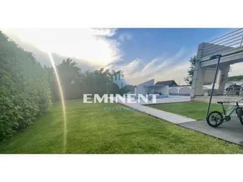 Kuća in Stari Banovci