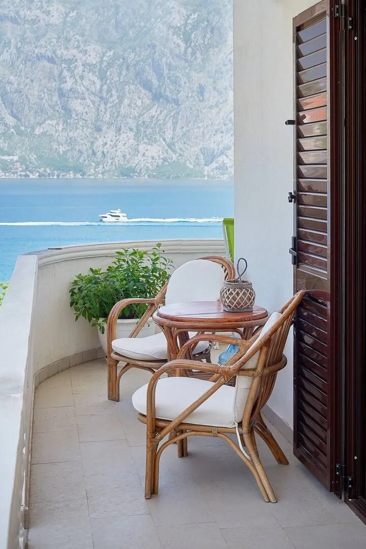 Prodaja, trosoban stan, 72m², Prčanj, Kotor