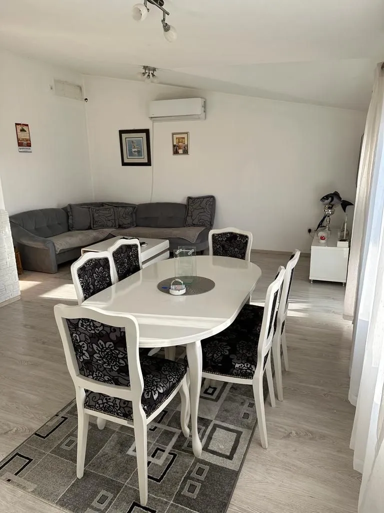 Sale, house, 390m², Čeluga, Bar