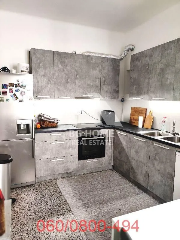 Prodaja, četvorosoban stan, 110m², Klinički Centar, Beograd