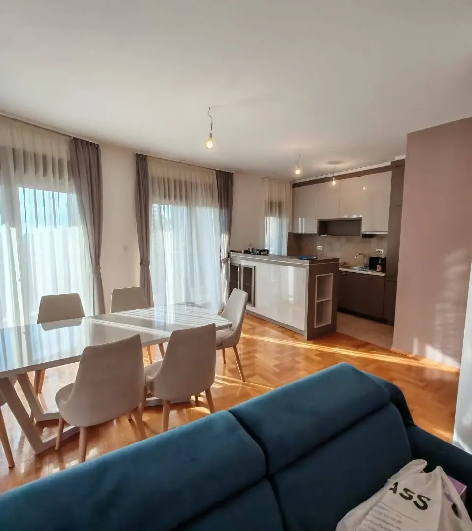 Sale, two bedroom apartment, 130m², Bečići, Budva