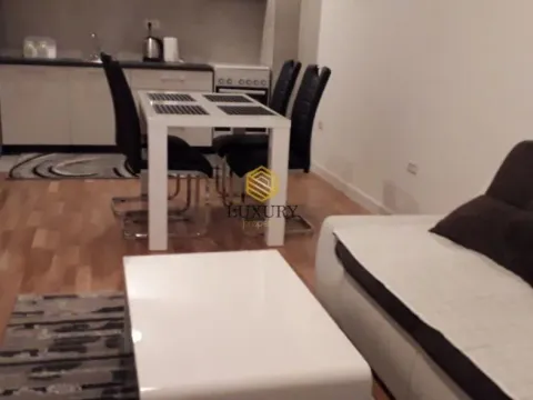 Prodaja, stan, 50m², Stari Aerodrom, Podgorica - image 2