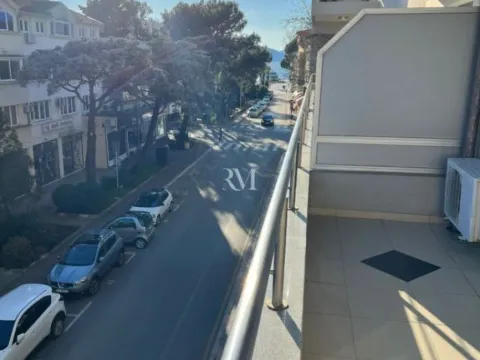 Izdavanje, jednosoban stan, 43m², Centar, Tivat - image 3