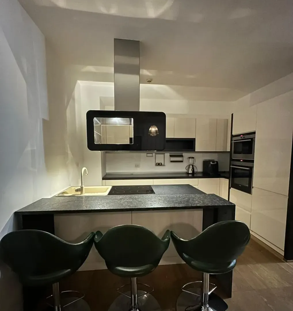 Izdavanje, jednosoban stan, 60m², City Kvart, Podgorica