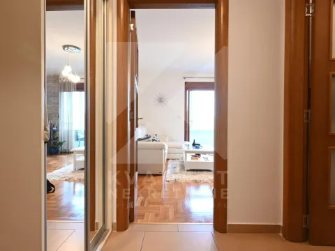 Izdavanje, dvosoban stan, 69m², Zabjelo, Podgorica - image 17