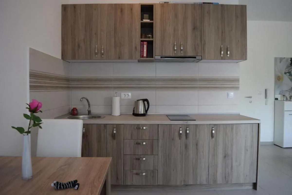 Prodaja, kuća, 469m², Đuraševići, Tivat