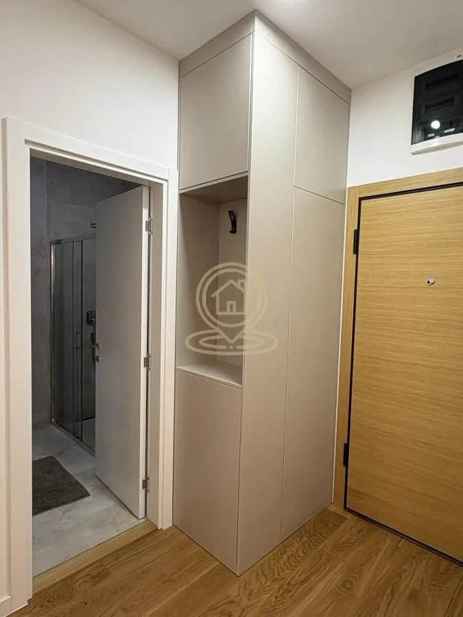 Izdavanje, dvosoban stan, 43m², Grbavica, Novi Sad Sve Podlokacije