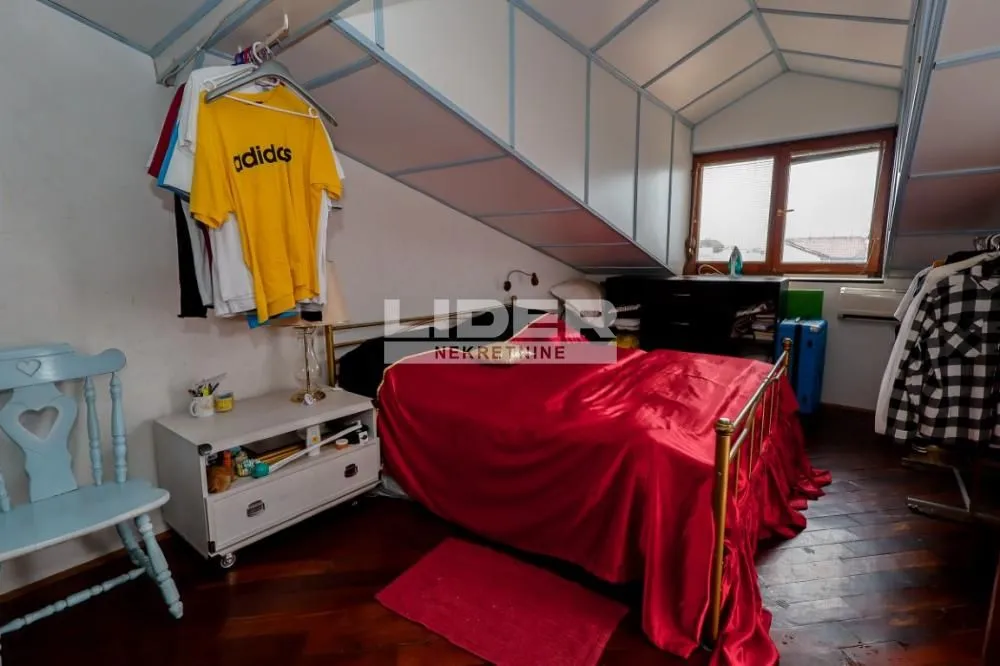 Sale, three bedroom apartment, 110m², Stari Grad, Beograd