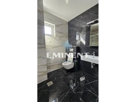 Izdavanje, trosoban stan, 92m², Tašmajdan, Palilula Sve Podlokacije - image 13