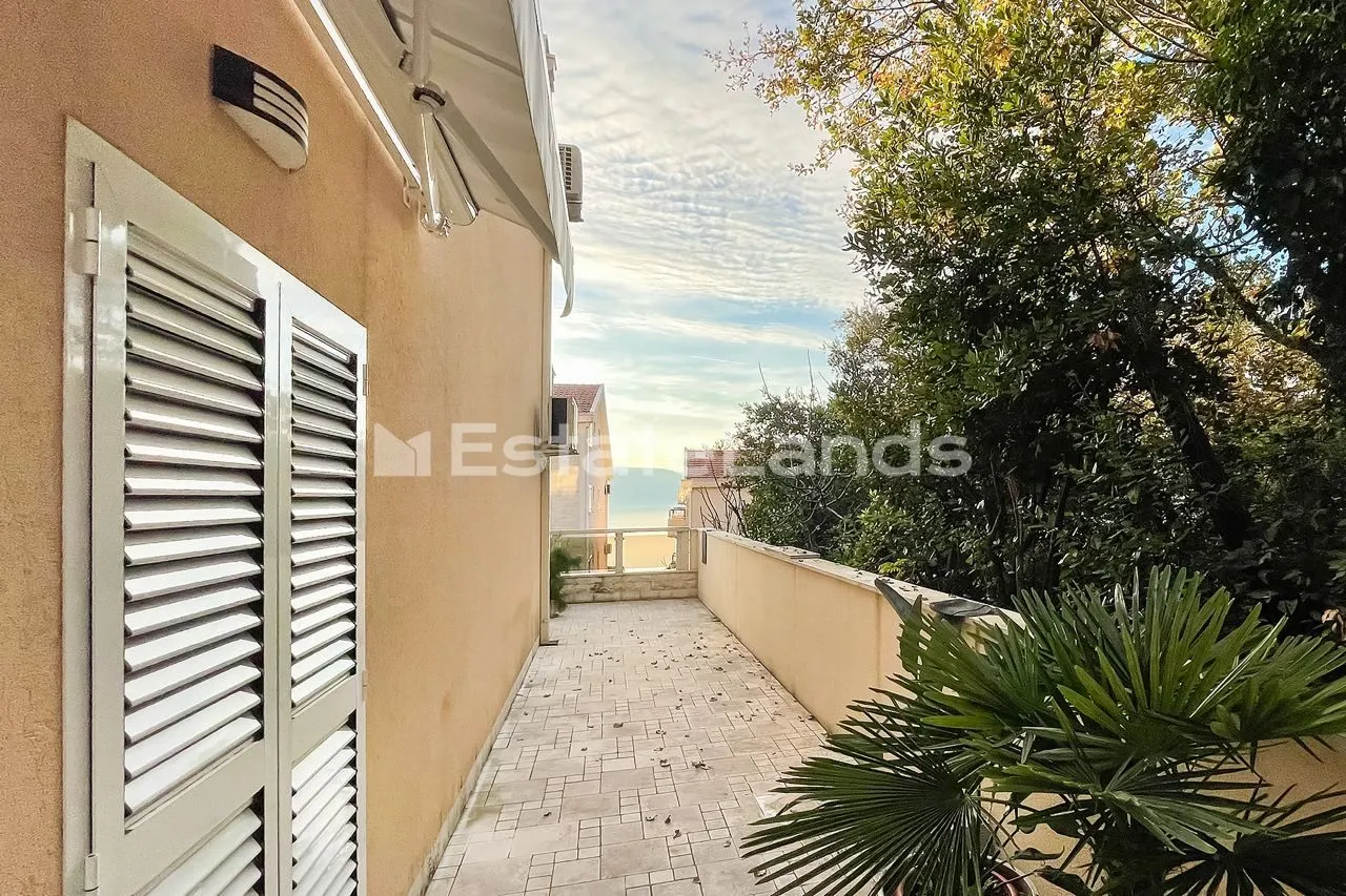 Rent, two bedroom apartment, 65m², Donja Lastva, Tivat