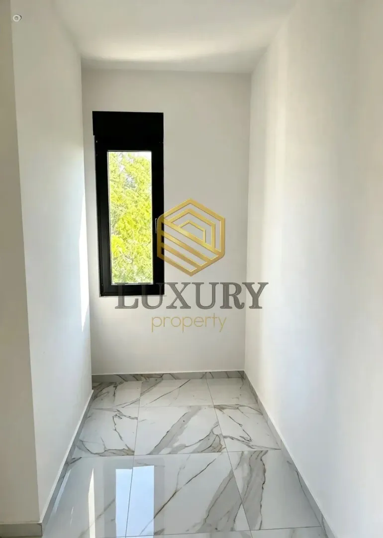 Prodaja, dvosoban stan, 51m², Central Point, Podgorica