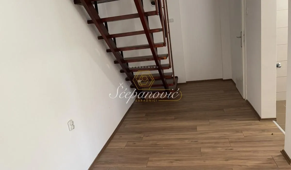 Prodaja, kuća, 67m², Sremska Kamenica, Petrovaradin