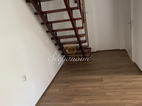 Prodaja, kuća, 67m², Sremska Kamenica, Petrovaradin - image 4