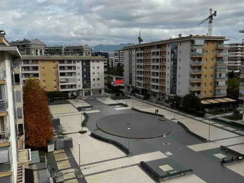 Prodaja, jednosoban stan, 51m², City Kvart, Podgorica - image 9
