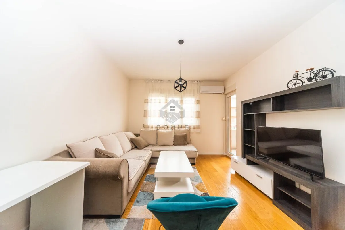 Rent, one bedroom apartment, 49m², Central Point, Podgorica