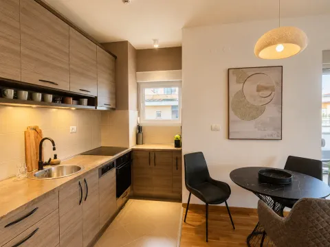 Rent, one bedroom apartment, 52m², City Kvart, Podgorica - image 6