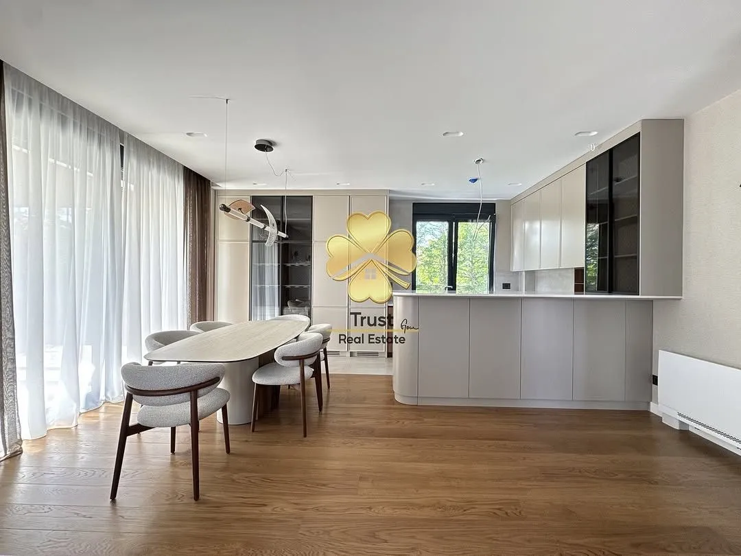 Rent, house, 230m², Gornja Gorica, Podgorica