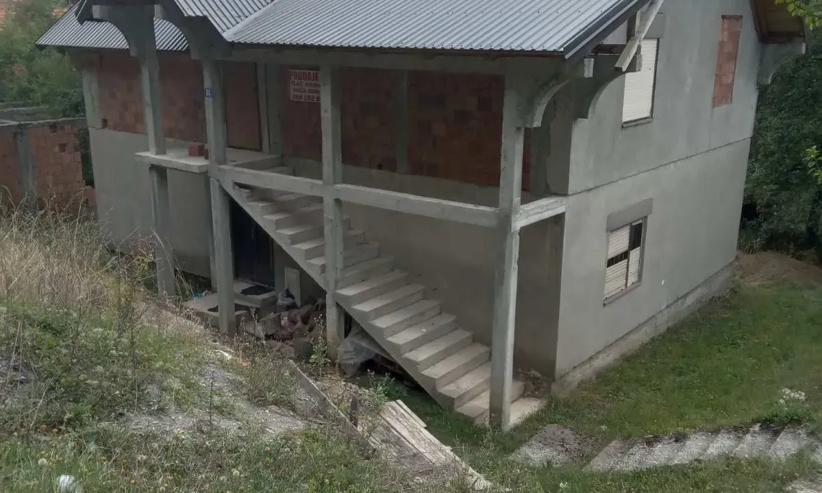 Prodaja, kuća, 200m², Centar, Kolašin