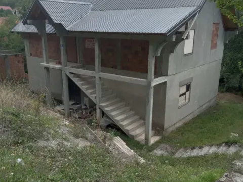 Prodaja, kuća, 200m², Centar, Kolašin - image 1